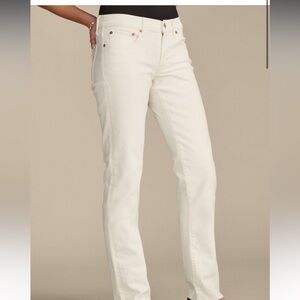 Lucky brand white sweet n straight in 27 reg